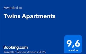 Twins Apartments